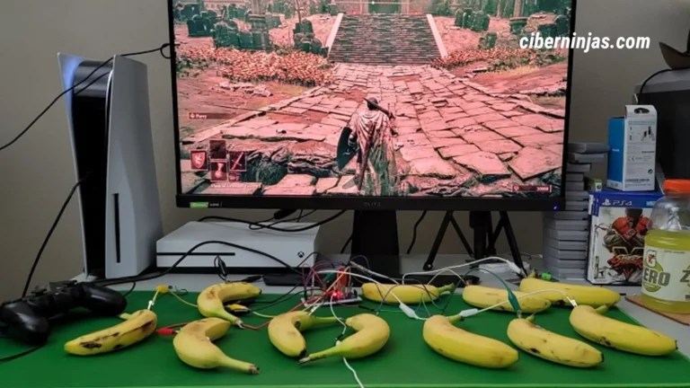Derrota a un jefe final de Elden Ring usando un mando creado por plátanos