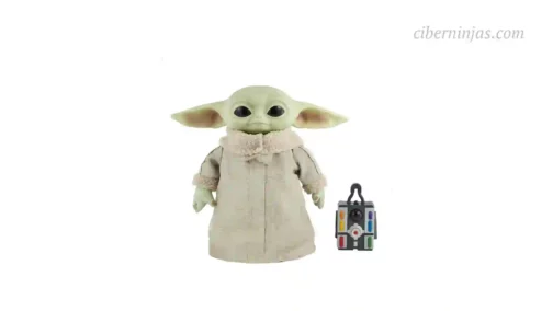 Este peluche de Baby Yoda con movimiento y sonidos cae hasta su precio mínimo histórico